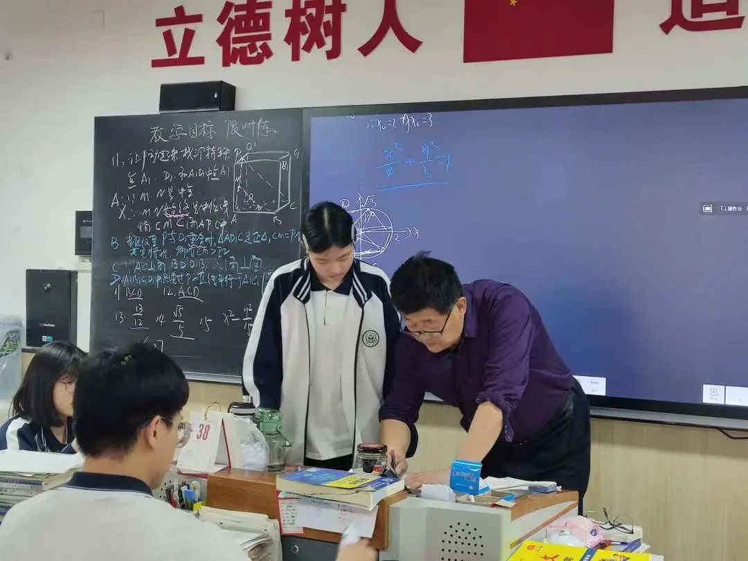 石家庄**中学高三复读全托班